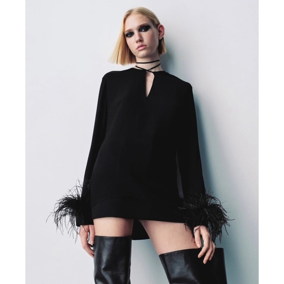 Zara feathered flowy blouse - Picture 2 of 8